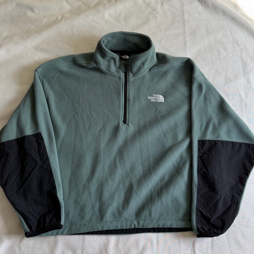 The North Face Green and Black Fleece Pullover- XL